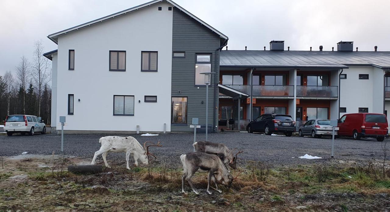 Hotel Lost In Yllaes Äkäslompolo Kültér fotó